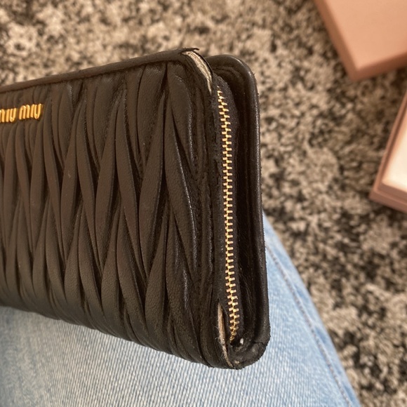 Miu Miu leather continental wallet - Picture 4 of 8